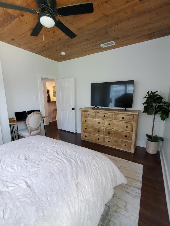 New! Fully Restored 1930S Beach Bungalow Galveston Eksteriør billede