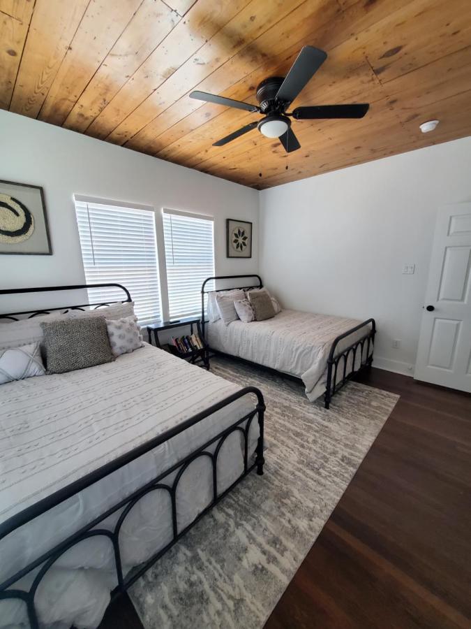 New! Fully Restored 1930S Beach Bungalow Galveston Eksteriør billede